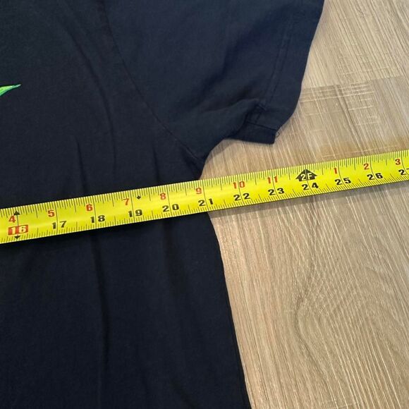 Hurley Island Vibes Tshirt. Size L. Perfect for‎ layering in the fall or summer - Picture 5 of 6